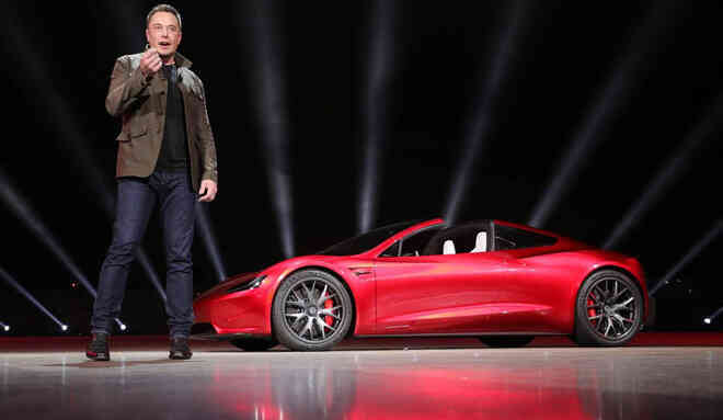 Tesla đang đi trên con đường của Apple và Elon Musk cuối cùng sẽ trở thành Steve Jobs - Ảnh 4. Tesla đang đi trên con đường của Apple và Elon Musk cuối cùng sẽ trở thành Steve Jobs - Ảnh 4.