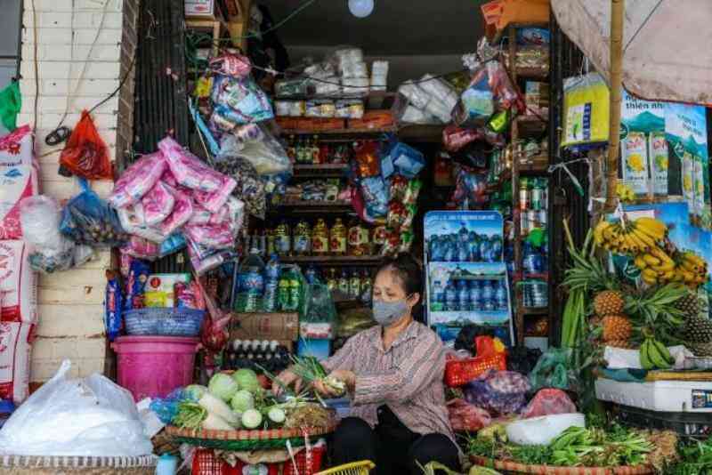 Tiệm tạp hóa “lên đời” nhờ loạt công nghệ, thiết bị hiện đại
