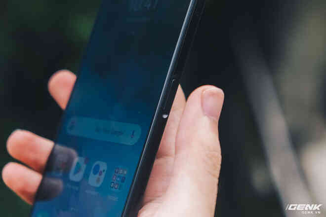 Chi tiết Vsmart Aris giá 7.5 triệu: Mặt lưng kính nhám, hiệu năng ổn, chỉ tiếc màn hình giọt nước - Ảnh 6. Chi tiết Vsmart Aris giá 7.5 triệu: Mặt lưng kính nhám, hiệu năng ổn, chỉ tiếc màn hình giọt nước - Ảnh 6.