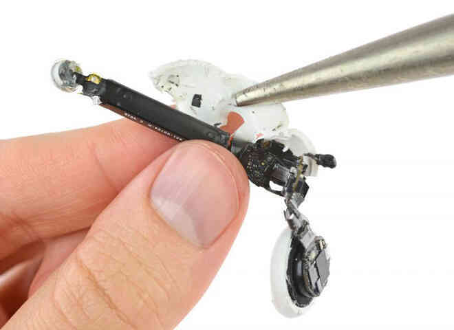 Đây là lý do tôi có mê đến mấy cũng không bao giờ mua AirPods, kể cả hàng nhái lẫn hàng thật - Ảnh 3. Đây là lý do tôi có mê đến mấy cũng không bao giờ mua AirPods, kể cả hàng nhái lẫn hàng thật - Ảnh 3.