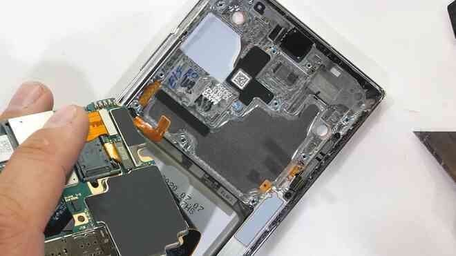 So sánh hiệu năng Galaxy Note20 Ultra bản Exynos và bản Snapdragon, kết quả đầy bất ngờ - Ảnh 4. So sánh hiệu năng Galaxy Note20 Ultra bản Exynos và bản Snapdragon, kết quả đầy bất ngờ - Ảnh 4.