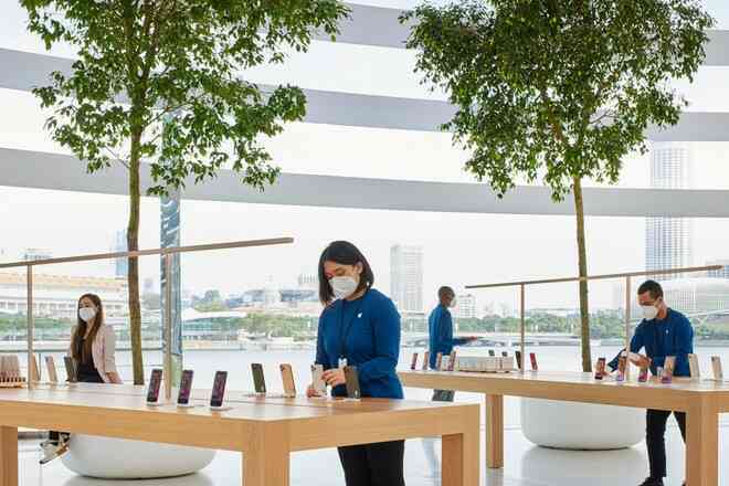 Con buôn Việt Nam có thêm địa điểm mới (tuyệt đẹp) để xếp hàng mua iPhone - Ảnh 5. Con buôn Việt Nam có thêm địa điểm mới (tuyệt đẹp) để xếp hàng mua iPhone - Ảnh 5.
