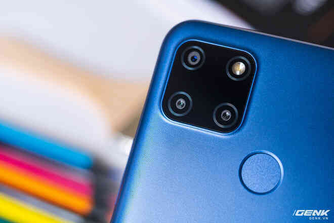 Đánh giá Realme C12: ngoài pin 6.000 mAh có còn gì khác hấp dẫn? - Ảnh 9. Đánh giá Realme C12: ngoài pin 6.000 mAh có còn gì khác hấp dẫn? - Ảnh 9.