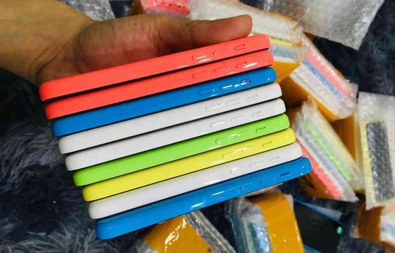 iPhone 5C giá hơn 300.000 đồng tràn lan tại Việt Nam, đừng mua - 2 iPhone 5C giá hơn 300.000 đồng tràn lan tại Việt Nam, đừng mua - 2