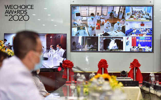 Telehealth - Cánh tay nối dài thần kỳ giúp bác sĩ Việt Nam phẫu thuật cho bệnh nhân từ khoảng cách hàng trăm km lọt top đề cử WeChoice Awards 2020 - Ảnh 4.