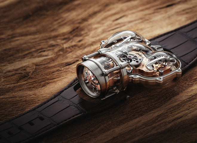 Choáng với mẫu đồng hồ giá hơn 10 tỷ đồng: Thiết kế siêu dị, vỏ case phủ sapphire trong suốt, đo thời gian chuẩn hơn, chống nước ở độ sâu 30 mét
