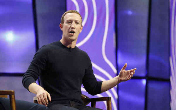  Nguy cơ mảng quảng cáo của Facebook bị Apple bóp nghẹt, Mark Zuckerberg tuyên chiến với Tim Cook - Ảnh 1.