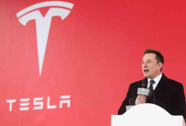  Xuất xưởng 499.550 xe năm 2020, Tesla tiếp tục chinh phục đỉnh cao mới - Ảnh 2.