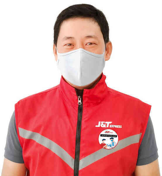Shipper J&T Express đảm bảo an toàn, an tâm cho người dùng khi vận chuyển hàng hóa - Ảnh 3. Shipper J&T Express đảm bảo an toàn, an tâm cho người dùng khi vận chuyển hàng hóa - Ảnh 3.
