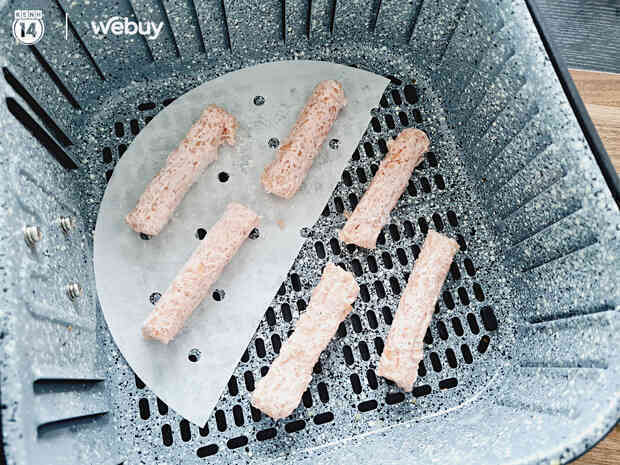 Thử dùng 3 phụ kiện nồi chiên không dầu đang được khen hết lời trên mạng nhưng chỉ 2 món là không “fail lòi” - Ảnh 3. Thử dùng 3 phụ kiện nồi chiên không dầu đang được khen hết lời trên mạng nhưng chỉ 2 món là không “fail lòi” - Ảnh 3.
