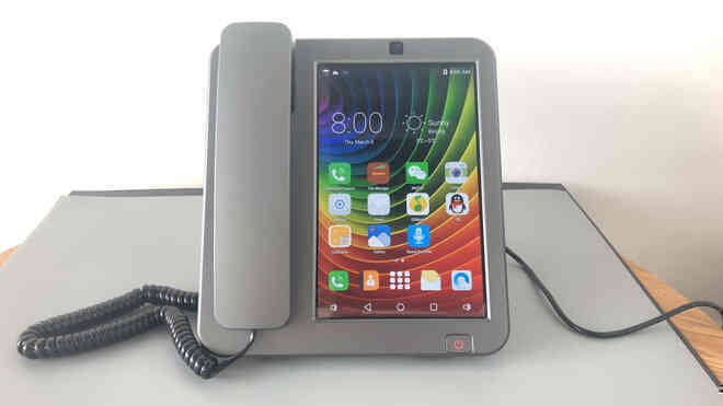 Cận cảnh chiếc điện thoại bàn thông minh chạy Android đang hot trên MXH những ngày qua - Ảnh 12.