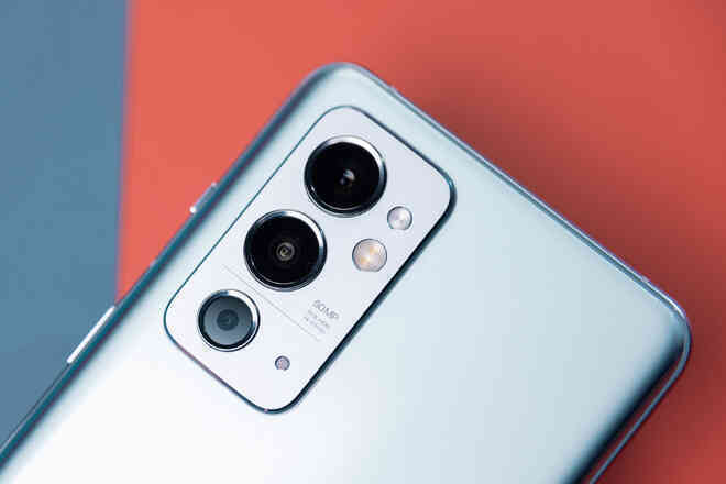OnePlus 9RT ra mắt: Màn hình AMOLED 120Hz, Snapdragon 888, camera dùng cảm biến của OPPO Find X3, giá từ 11.6 triệu đồng - Ảnh 3. OnePlus 9RT ra mắt: Màn hình AMOLED 120Hz, Snapdragon 888, camera dùng cảm biến của OPPO Find X3, giá từ 11.6 triệu đồng - Ảnh 3.