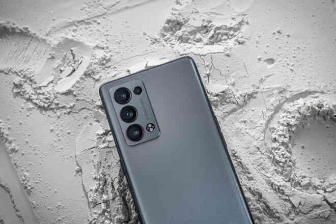 OPPO Reno6 Pro ra mắt tại VN: Nâng cấp hiệu năng và camera, giá 19 triệu đồng kèm nhiều quà - Ảnh 2. OPPO Reno6 Pro ra mắt tại VN: Nâng cấp hiệu năng và camera, giá 19 triệu đồng kèm nhiều quà - Ảnh 2.