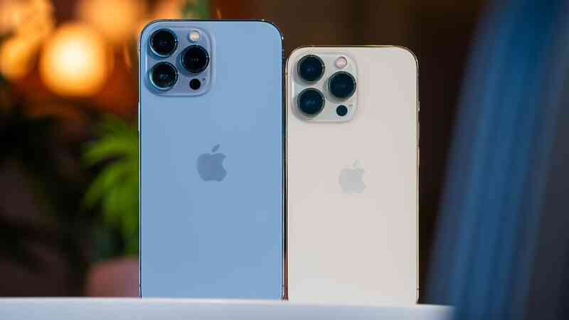 Chuyện chưa từng có: Khách mua iPhone 13 ở Việt Nam buộc phải khui hộp và kích hoạt ngay ở cửa hàng? - Ảnh 2. Chuyện chưa từng có: Khách mua iPhone 13 ở Việt Nam buộc phải khui hộp và kích hoạt ngay ở cửa hàng? - Ảnh 2.