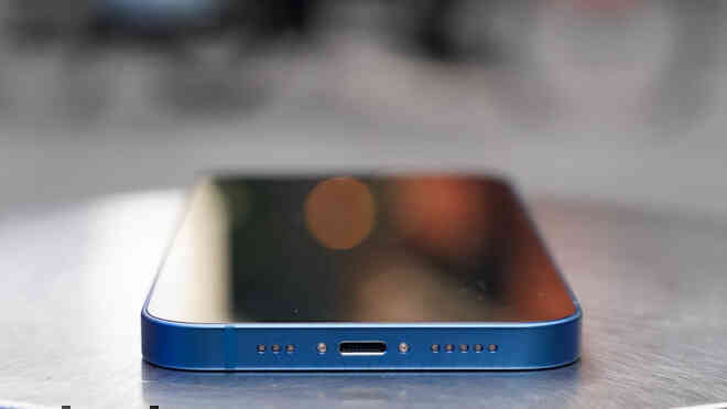 Có một lý do Apple không muốn dùng USB-C trên iPhone, lý do đó vừa bị Châu Âu bác bỏ - Ảnh 1. Có một lý do Apple không muốn dùng USB-C trên iPhone, lý do đó vừa bị Châu Âu bác bỏ - Ảnh 1.