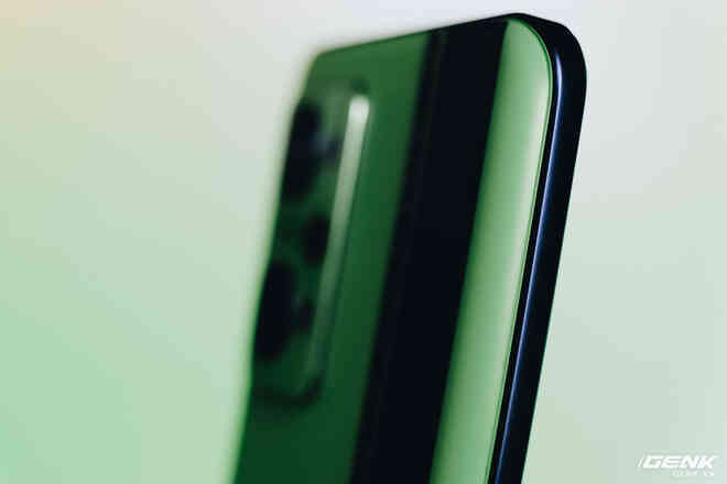 Trên tay Realme GT Neo2: Smartphone tầm trung với chip Snapdragon đầu 8, màn hình AMOLED 120Hz, sạc nhanh 66W, màu nõn chuối độc đáo - Ảnh 6.