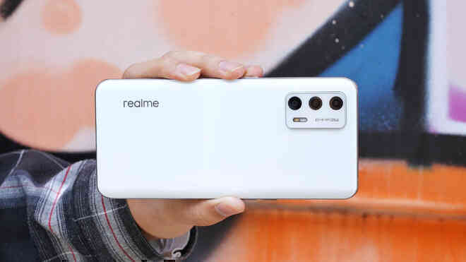 realme GT Neo2T ra mắt: Phiên bản rút gọn của GT Neo2 nhưng dùng chip Dimensity 1200, vẫn có màn hình AMOLED 120Hz và sạc nhanh 65W, giá chỉ từ 7 triệu