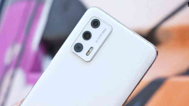 realme GT Neo2T ra mắt: Phiên bản rút gọn của GT Neo2 nhưng dùng chip Dimensity 1200, vẫn có màn hình AMOLED 120Hz và sạc nhanh 65W, giá chỉ từ 7 triệu - Ảnh 2.