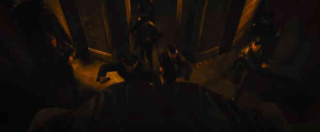 Soi trailer The Batman: Chàng Dơi đối mặt với 2 phản diện Riddler và Penguin, miêu nữ Catwoman cũng xuất hiện góp vui - Ảnh 21. Soi trailer The Batman: Chàng Dơi đối mặt với 2 phản diện Riddler và Penguin, miêu nữ Catwoman cũng xuất hiện góp vui - Ảnh 21.