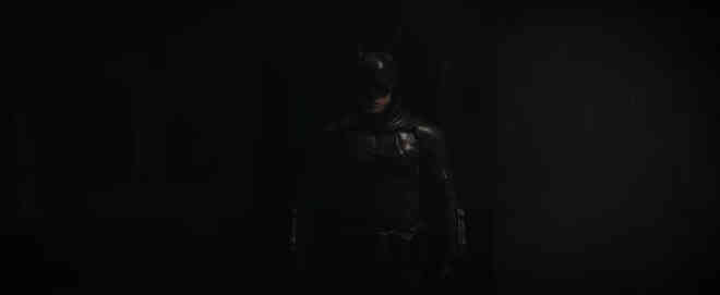 Soi trailer The Batman: Chàng Dơi đối mặt với 2 phản diện Riddler và Penguin, miêu nữ Catwoman cũng xuất hiện góp vui - Ảnh 7. Soi trailer The Batman: Chàng Dơi đối mặt với 2 phản diện Riddler và Penguin, miêu nữ Catwoman cũng xuất hiện góp vui - Ảnh 7.