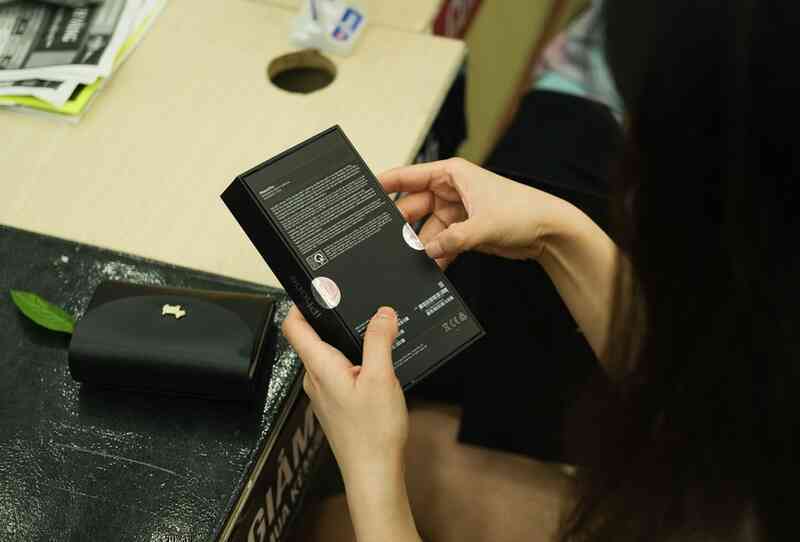 Bán lại mỗi chiếc iPhone 13 thu lời 2-5 triệu đồng ảnh 2 Ban lai moi chiec iPhone 13 thu loi 2-5 trieu dong anh 2