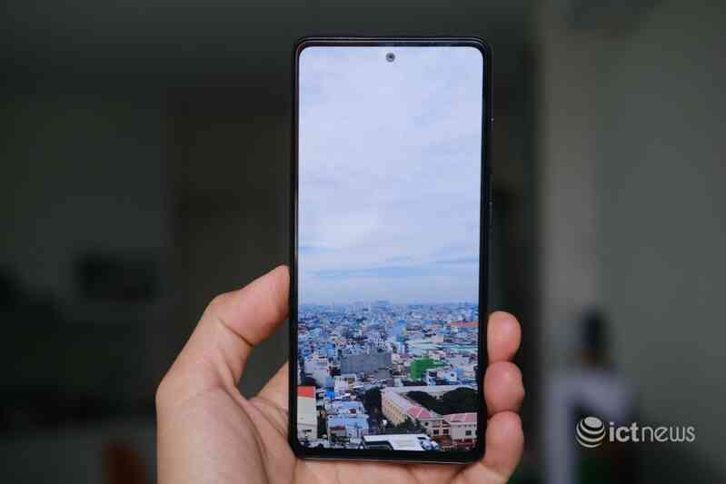 Mở hộp Galaxy A52s 5G: Thêm một lựa chọn smartphone tầm trung