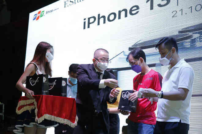 Sau nới lỏng giãn cách, sức mua hàng điện tử tăng 30-50%, iPhone 13 tăng gấp đôi - Ảnh 5. Sau nới lỏng giãn cách, sức mua hàng điện tử tăng 30-50%, iPhone 13 tăng gấp đôi - Ảnh 5.