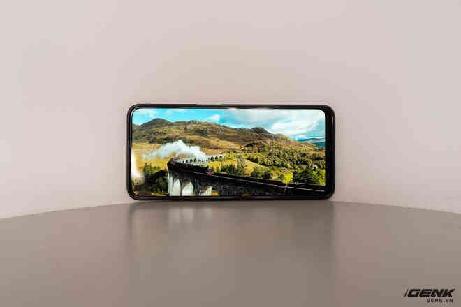 Trên tay OPPO A55 vừa ra mắt tại VN: Smartphone giá rẻ chỉ 4.9 triệu đồng nhưng có pin 5000mAh, camera 50MP, chống nước IPX4 - Ảnh 13.