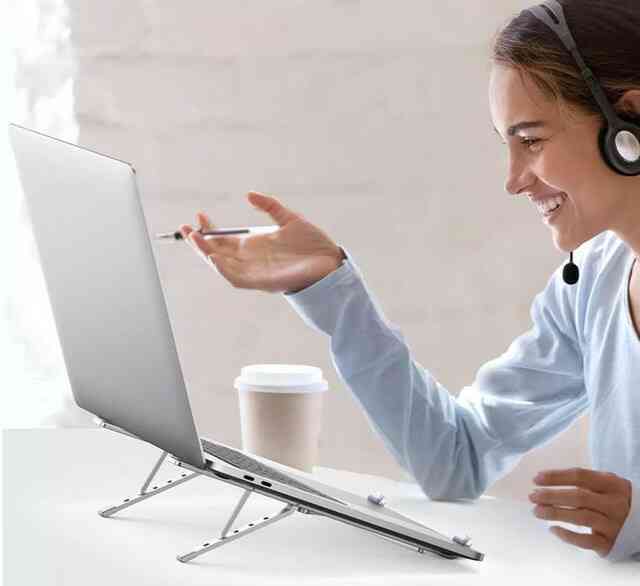 Không cần sang bển anh em vẫn sắm được hàng Quốc tế xịn đét để F5 góc làm việc - Ảnh 1. Không cần sang bển anh em vẫn sắm được hàng Quốc tế xịn đét để F5 góc làm việc - Ảnh 1.