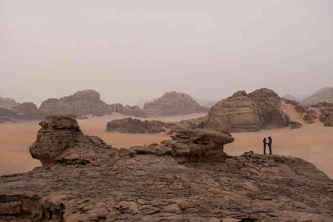 Dune: Nếu có một hành tinh cát Arrakis tồn tại thật ngoài vũ trụ, con người có thể sống được trên đó hay không? - Ảnh 4.