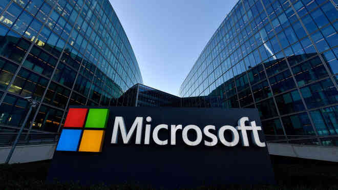 Microsoft vượt mặt Apple trở thành công ty giá trị nhất thế giới - Ảnh 1. Microsoft vượt mặt Apple trở thành công ty giá trị nhất thế giới - Ảnh 1.