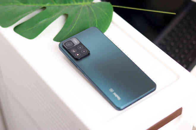 Redmi Note 11 series ra mắt: Thiết kế vuông như iPhone, dùng chip Dimensity 920 mới, sạc nhanh 120W, giá từ 4.2 triệu đồng - Ảnh 3.