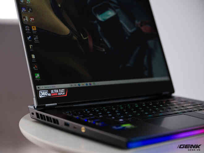 Đánh giá laptop MSI GE66 Raider: Vẻ ngoài không ấn tượng nhưng bù lại có tâm hồn đẹp - Ảnh 6. Đánh giá laptop MSI GE66 Raider: Vẻ ngoài không ấn tượng nhưng bù lại có tâm hồn đẹp - Ảnh 6.