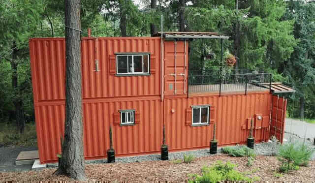 Không mua nhà ở thành phố, một cặp vợ chồng dọn lên núi, biến một chiếc container dài 6 mét thành biệt thự 2 tầng, sống một cuộc sống bình dị - Ảnh 3. Không mua nhà ở thành phố, một cặp vợ chồng dọn lên núi, biến một chiếc container dài 6 mét thành biệt thự 2 tầng, sống một cuộc sống bình dị - Ảnh 3.