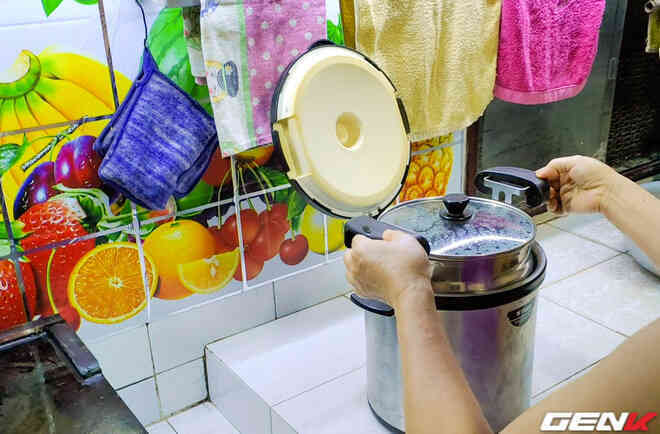 Tôi nấu 1 nồi chè đỗ đen bằng nồi ủ, hết hẳn 203 đồng tiền điện - Ảnh 12. Tôi nấu 1 nồi chè đỗ đen bằng nồi ủ, hết hẳn 203 đồng tiền điện - Ảnh 12.
