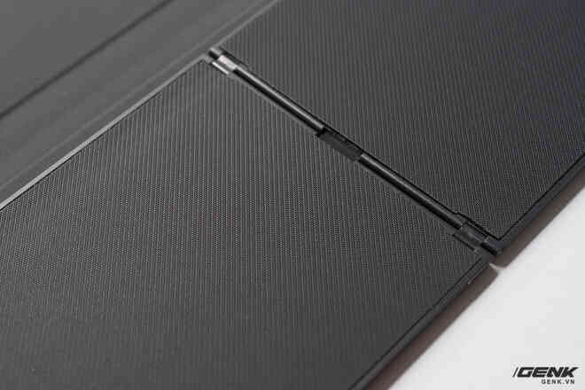 Trải nghiệm nhanh bàn phím gập MiPOW Mini Slim-Fold mỏng nhất thế giới: Gõ chưa đã tay nhưng bù lại gấp gọn như cuốn sổ rất đẹp - Ảnh 9. Trải nghiệm nhanh bàn phím gập MiPOW Mini Slim-Fold mỏng nhất thế giới: Gõ chưa đã tay nhưng bù lại gấp gọn như cuốn sổ rất đẹp - Ảnh 9.