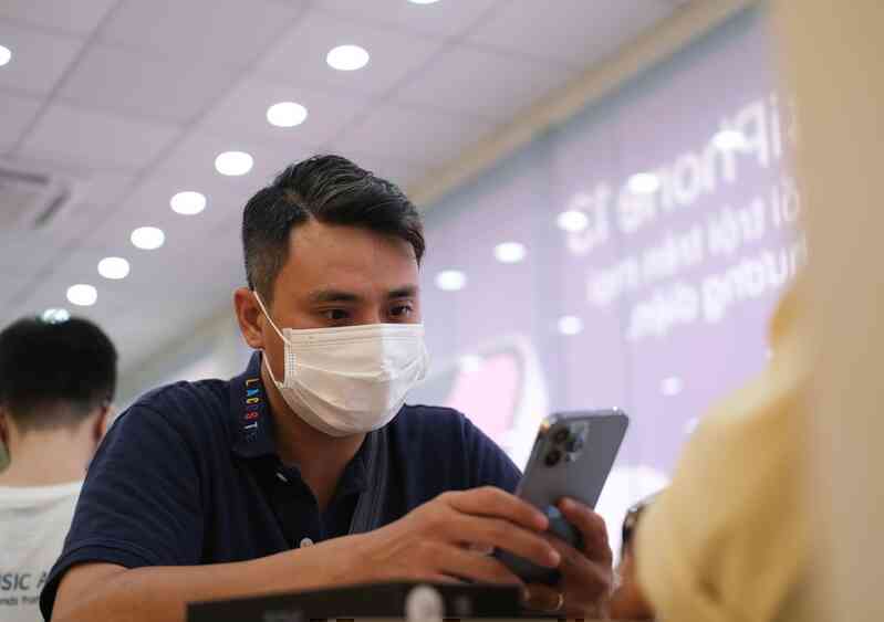 Loạn chính sách bảo hành iPhone chính hãng tại Việt Nam ảnh 3 Loan chinh sach bao hanh iPhone chinh hang tai Viet Nam anh 3