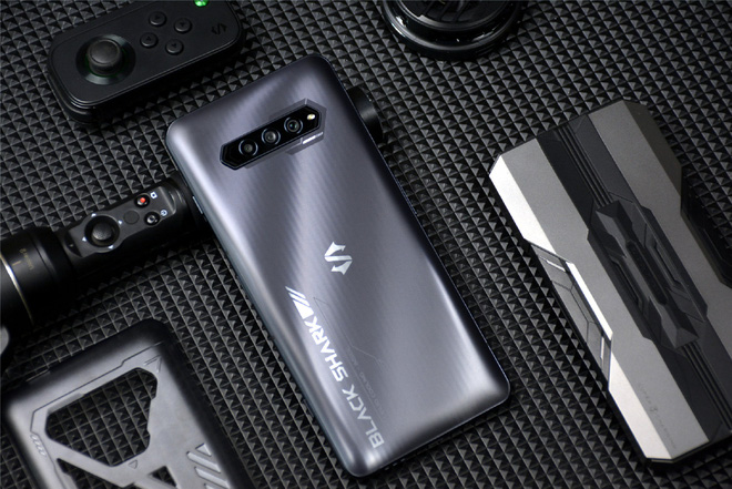 Trên tay Black Shark 4S: Nâng cấp nhỏ không đáng mua, giá 10.9 triệu đồng - Ảnh 6. Trên tay Black Shark 4S: Nâng cấp nhỏ không đáng mua, giá 10.9 triệu đồng - Ảnh 6.