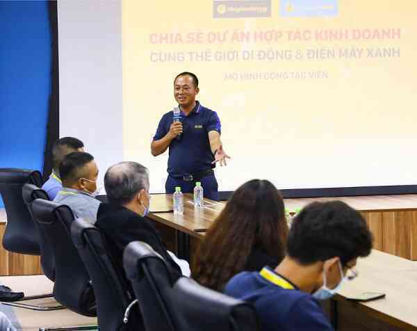 Chỉ nửa năm ra mắt, mô hình của Thế Giới Di Động hướng đến 10.000 cộng tác viên, thu 2.000 tỷ đồng/năm