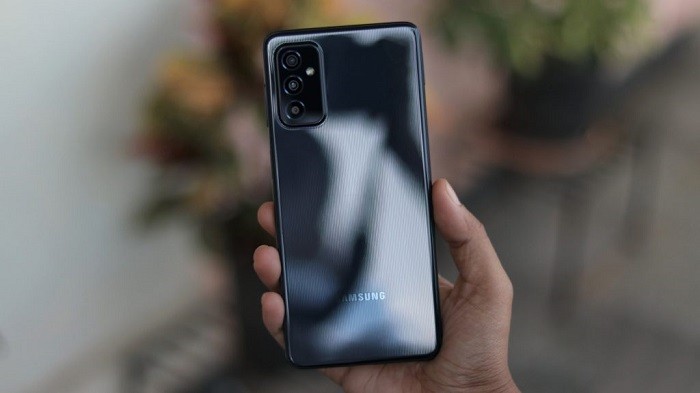 Nên mua Redmi Note 11 Pro+ hay Galaxy M52 5G?