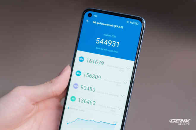 Trên tay realme Q3s: Smartphone giá dưới 6 triệu có màn hình 144Hz, cấu hình của máy 10 triệu - Ảnh 14. Trên tay realme Q3s: Smartphone giá dưới 6 triệu có màn hình 144Hz, cấu hình của máy 10 triệu - Ảnh 14.