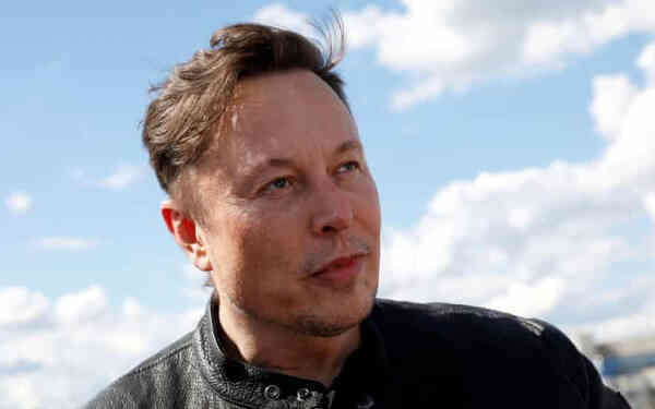 Elon Musk liên tục bán cổ phiếu Tesla không chỉ để nộp thuế mà là do túng thiếu tiền? - Ảnh 1. Elon Musk liên tục bán cổ phiếu Tesla không chỉ để nộp thuế mà là do túng thiếu tiền? - Ảnh 1.