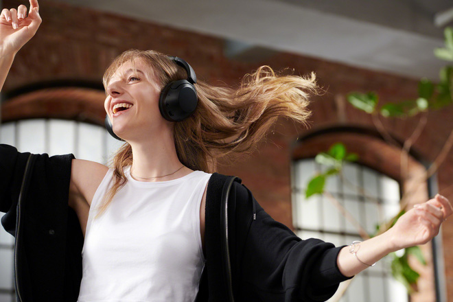 Sony WH-XB910N ra mắt tại VN: Tai nghe over-ear giá rẻ có chống ồn xịn - Ảnh 3. Sony WH-XB910N ra mắt tại VN: Tai nghe over-ear giá rẻ có chống ồn xịn - Ảnh 3.