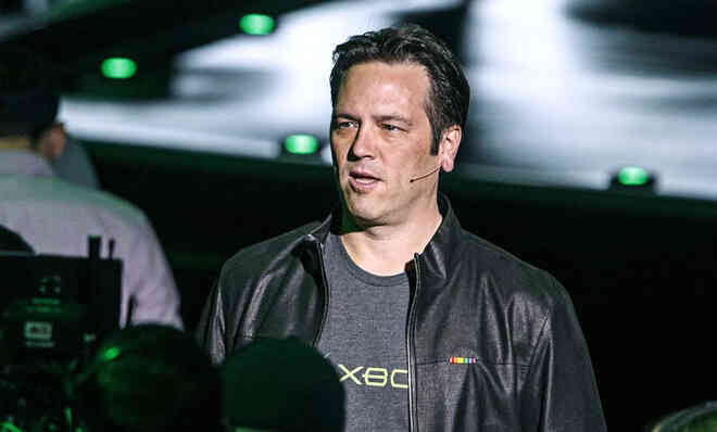 Chủ tịch Xbox Phil Spencer lên án hành động không đúng mực tại Activision Blizzard, khẳng định sẽ đánh giá lại mối quan hệ giữa hai tập đoàn