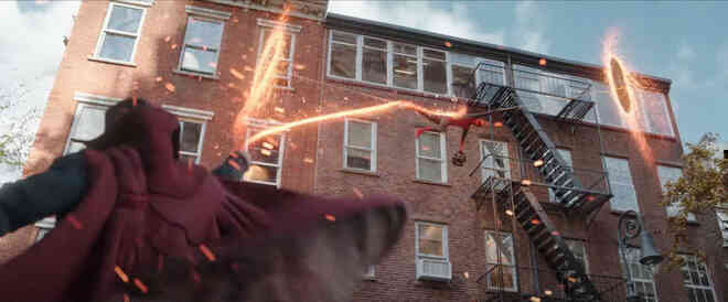 Soi trailer mới của Spider-Man: Có hành động, có phép thuật, có hy sinh, chỉ mỗi 2 Spider-Man còn lại là không thấy đâu - Ảnh 20. Soi trailer mới của Spider-Man: Có hành động, có phép thuật, có hy sinh, chỉ mỗi 2 Spider-Man còn lại là không thấy đâu - Ảnh 20.