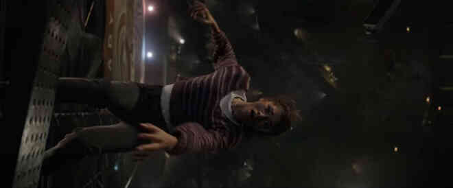 Soi trailer mới của Spider-Man: Có hành động, có phép thuật, có hy sinh, chỉ mỗi 2 Spider-Man còn lại là không thấy đâu - Ảnh 28. Soi trailer mới của Spider-Man: Có hành động, có phép thuật, có hy sinh, chỉ mỗi 2 Spider-Man còn lại là không thấy đâu - Ảnh 28.