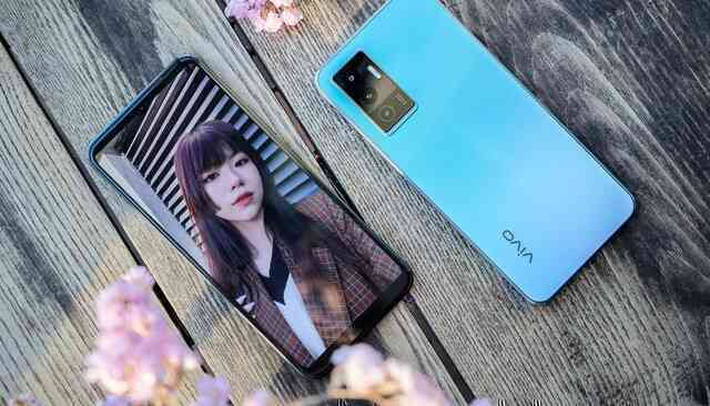 Viettel Store chính thức nhận đặt trước vivo V23e kèm nhiều ưu đãi độc quyền - Ảnh 3. Viettel Store chính thức nhận đặt trước vivo V23e kèm nhiều ưu đãi độc quyền - Ảnh 3.