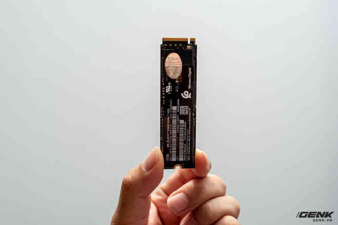 Đánh giá nhanh ổ NVMe WD_BLACK SN850 1TB: Tốc độ dẫn đầu phân khúc - Ảnh 4. Đánh giá nhanh ổ NVMe WD_BLACK SN850 1TB: Tốc độ dẫn đầu phân khúc - Ảnh 4.