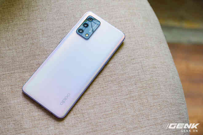 Cận cảnh OPPO A95 chính thức tại Việt Nam: Thiết kế mỏng nhẹ thời trang, pin 5000mAh cùng sạc nhanh 33W, giá 6.99 triệu - Ảnh 2. Cận cảnh OPPO A95 chính thức tại Việt Nam: Thiết kế mỏng nhẹ thời trang, pin 5000mAh cùng sạc nhanh 33W, giá 6.99 triệu - Ảnh 2.