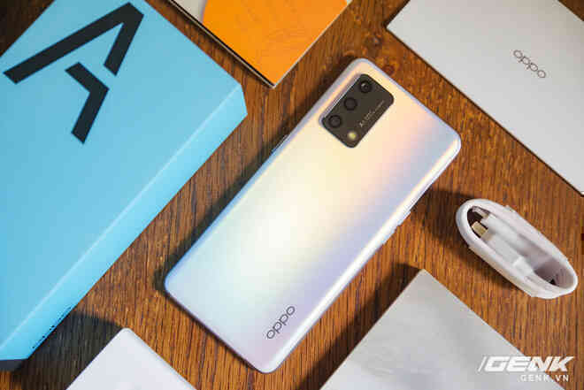 Cận cảnh OPPO A95 chính thức tại Việt Nam: Thiết kế mỏng nhẹ thời trang, pin 5000mAh cùng sạc nhanh 33W, giá 6.99 triệu - Ảnh 12. Cận cảnh OPPO A95 chính thức tại Việt Nam: Thiết kế mỏng nhẹ thời trang, pin 5000mAh cùng sạc nhanh 33W, giá 6.99 triệu - Ảnh 12.